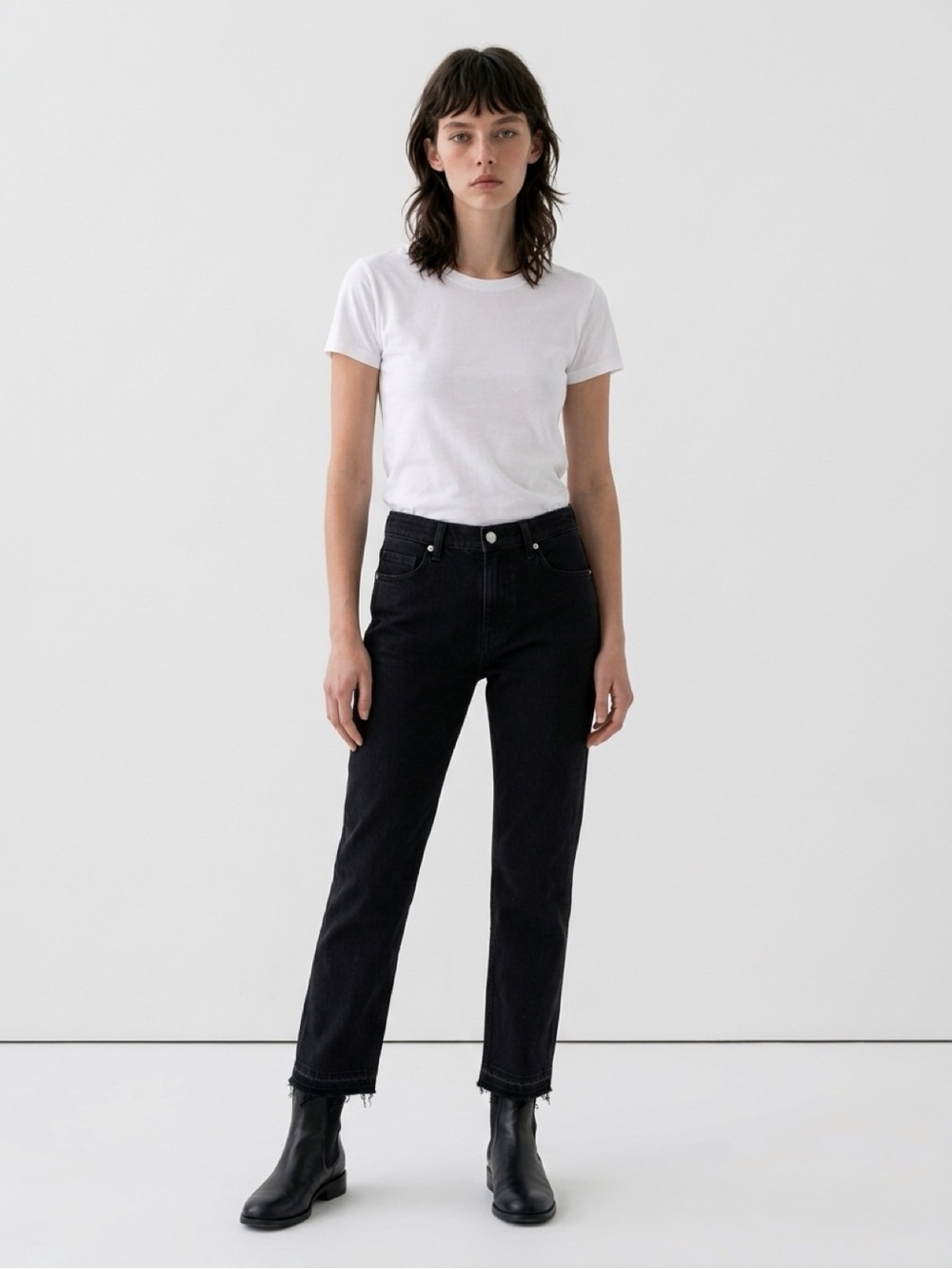 rag & bone Dre Daria Black Boyfriend Jeans size 31 Raw Hem